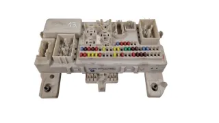 66730D Блок предохранителей Mazda 3 BK Арт e11669911, вид 1