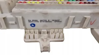 66730D Блок предохранителей Mazda 3 BK Арт e11669911, вид 2