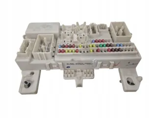 66730D Блок предохранителей Mazda 3 BK Арт e11669911, вид 3