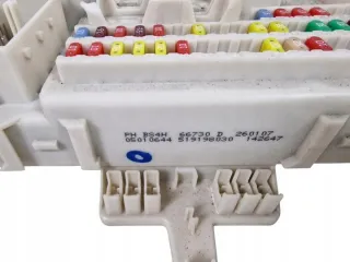 66730D Блок предохранителей Mazda 3 BK Арт e11669911, вид 6