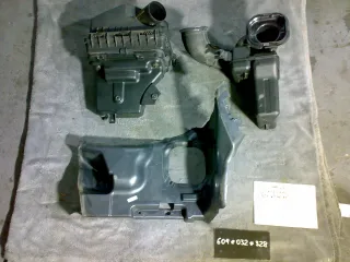 P68241994AC,68212804AE,68206396AE Корпус воздушного фильтра Chrysler 200 Арт AL16995025170, вид 1