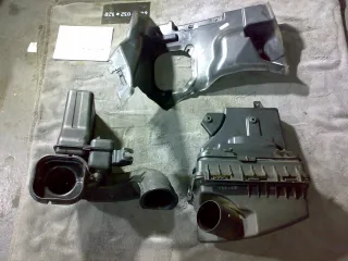 P68241994AC,68212804AE,68206396AE Корпус воздушного фильтра Chrysler 200 Арт AL16995025170, вид 2