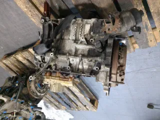  Блок цилиндров Citroen DS3 1.6л Инжектор Арт 20521873, вид 4