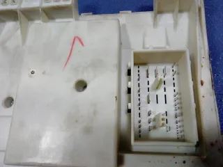 BAN666730H 953279Ambit Блок предохранителей Mazda 3 BK Арт e13281012, вид 6