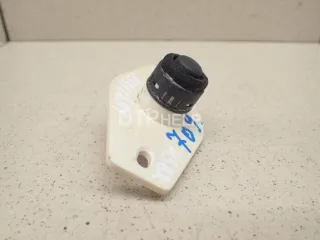 BR5S676S0 Кнопка открывания багажника Mazda 3 BK Арт AM95515691, вид 4