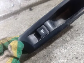  Кнопка стеклоподъемника заднего правого Renault Scenic 3 Арт 46023014869, вид 2