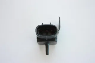 15620-35f00 , moto150647 Расходомер воздуха Suzuki moto VZ Арт moto150647, вид 2