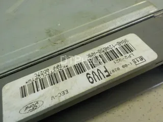  Блок управления двигателем Ford Focus 1 Арт AM14151542, вид 3