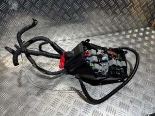  Блок предохранителей Ford Mondeo 4 Арт GRT80322, вид 2