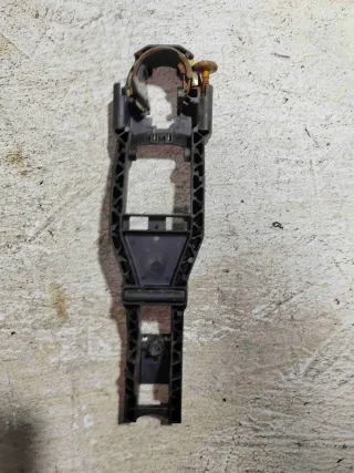 6L0837885 Кронштейн ручки двери   Seat Toledo 2 Арт ST271, вид 1