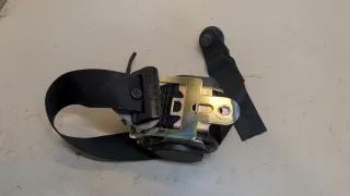 566311001 Ремень безопасности передний правый Mazda 323 BJ Арт 20222307, вид 2