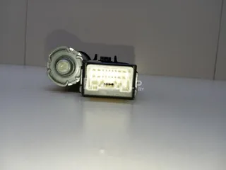 2059001024 Моторчик люка Mercedes C W205 Арт AM23557822, вид 6