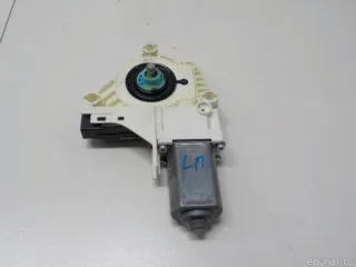 LR015451 Land Rover Моторчик стеклоподъемника Land Rover Discovery 4 Арт E51080643, вид 3