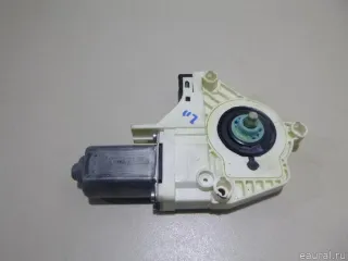 LR015451 Land Rover Моторчик стеклоподъемника Land Rover Discovery 4 Арт E21998169, вид 1