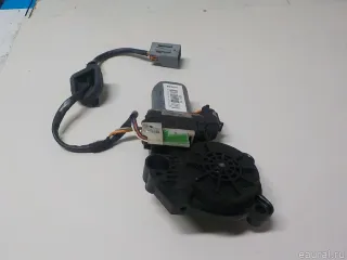 LR006099 Land Rover Моторчик стеклоподъемника Land Rover Freelander 2 Арт E51748802, вид 4