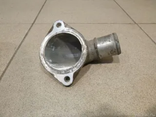  Фланец двигателя системы охлаждения Nissan Cabstar 3 Арт E4147135, вид 3