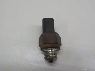 LR001351 Land Rover Датчик включения заднего хода Land Rover Freelander 2 Арт E84712403, вид 1