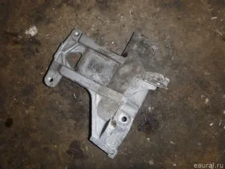 73631FA111 Subaru Кронштейн компрессора кондиционера Subaru Impreza 5 Арт E40010696, вид 1