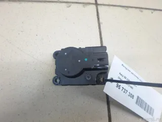 J608121050 Chery Моторчик заслонки отопителя Chery Tiggo  2 Арт E95737308, вид 1