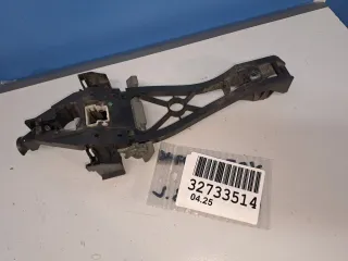 30784202 Кронштейн ручки двери левой Volvo XC70 3 Арт Z348454, вид 1