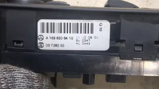A1698206410 Кнопка стеклоподъемника переднего правого Mercedes A W169 Арт 20253969, вид 2