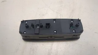A1698206410 Кнопка стеклоподъемника переднего правого Mercedes A W169 Арт 20253969, вид 3