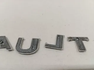 908923876R Renault Эмблема на крышку багажника Renault Duster 2 Арт E23693650, вид 9