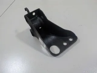546340W000 Nissan Кронштейн крепления переднего стабилизатора Nissan Terra Арт E14460795, вид 4