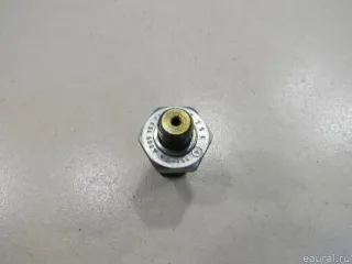 0051537828 Mercedes Benz Датчик давления масла Mercedes B W245 Арт E80610347, вид 3