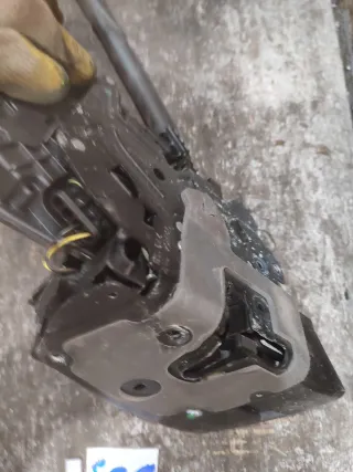 FK72203A28AE Замок двери передней правой Land Rover Discovery sport Арт 00116073, вид 9