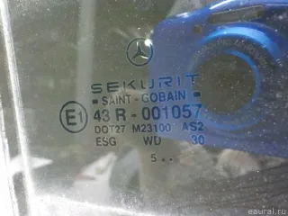 2027300418 Mercedes Benz Стекло двери задней правой Mercedes C W202 Арт E40871183, вид 3