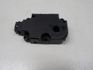 2469064400 Mercedes Benz Моторчик заслонки печки Mercedes A W176 Арт E51286718, вид 5