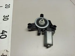 0009060808 Mercedes Benz Моторчик стеклоподъемника Mercedes B W247 Арт E52532801, вид 4