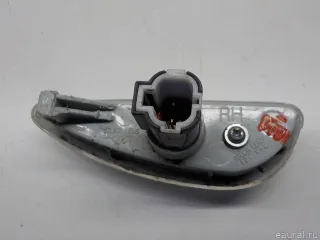 923021J000 Hyundai-Kia Повторитель на крыло правый Kia Venga Арт E31057098, вид 6