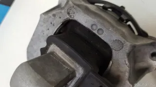 22116883514 BMW Опора двигателя правая BMW 5 G30/G31 Арт E70784595, вид 4