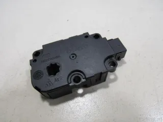 2469064400 Mercedes Benz Моторчик заслонки печки Mercedes CLA c117 Арт E80713214, вид 6