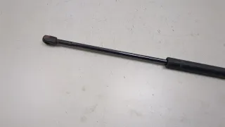 15766375 Амортизатор багажника Chevrolet Tahoe GMT800 Арт 9395374, вид 2
