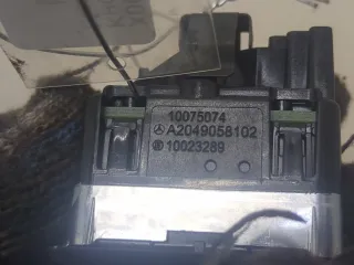 A2049058102 Кнопка стеклоподъемника заднего правого  Mercedes B W246 Арт 20299198, вид 2