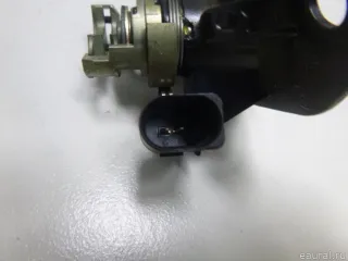 1T0827573C VAG Вставка замка багажника Volkswagen Jetta 5 Арт E51353508, вид 9