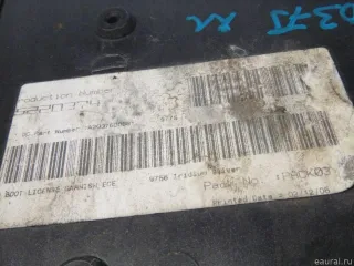 2037500881 Mercedes Benz Накладка крышки багажника Mercedes C W203 Арт E100380153, вид 6