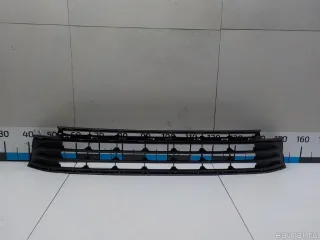 5TA853677K9B9 VAG Решетка в бампер центральная Volkswagen Touran 3 Арт E41190853