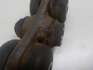 13332257 GM Кронштейн реактивной тяги Opel Zafira C Арт E52414839, вид 5