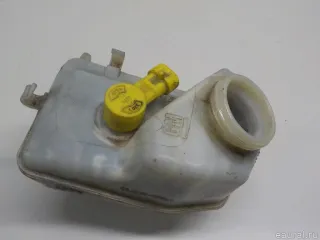 13320072 GM Бачок главного тормозного цилиндра Opel Astra J Арт E40840626, вид 4