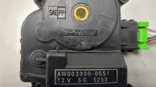 0638000651 Моторчик заслонки печки Subaru Tribeca Арт 20318797, вид 2