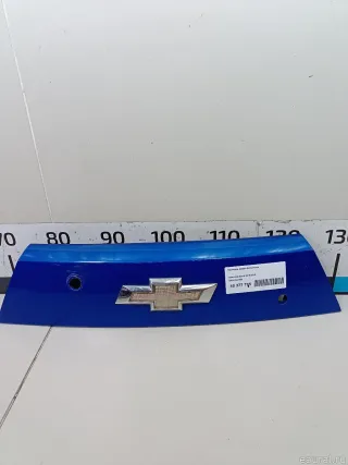42347488 GM Накладка двери багажника Chevrolet Spark M300 Арт E48377785