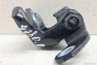 6877033050 Toyota Петля двери задней правой Toyota Corolla E210 Арт E95774574, вид 4