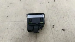 A1668707610 Кнопка открытия багажника Mercedes GLS X166 Арт W43266, вид 3