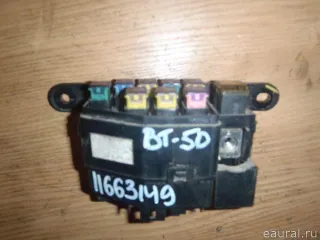 UR5666760A Mazda Блок предохранителей Mazda BT-50 1 Арт E11663149