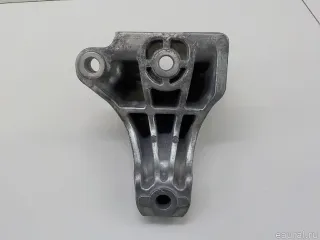 D65139080H Mazda Кронштейн опоры КПП Mazda 2 DE Арт E84480047, вид 4