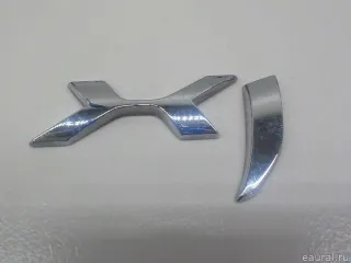 C2D5878 Jaguar Эмблема на крышку багажника Jaguar XJ X351 restailing Арт E84685544